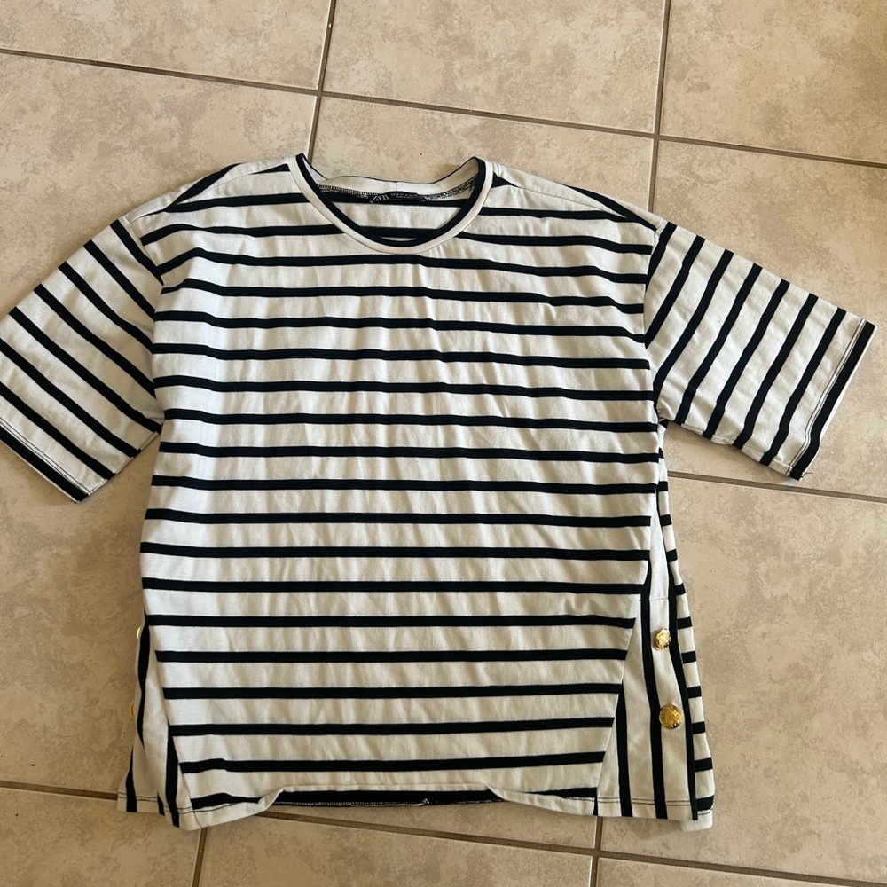 Zara Black and White Striped Short Sleeve Tee